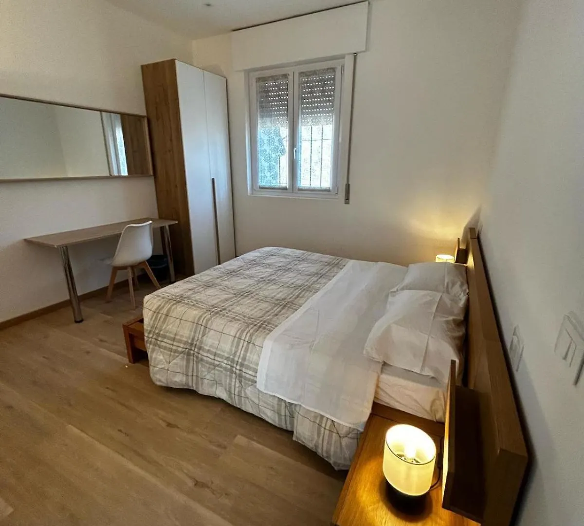 Hotel Little House Leonardo Airport Azzano San Paolo Włochy