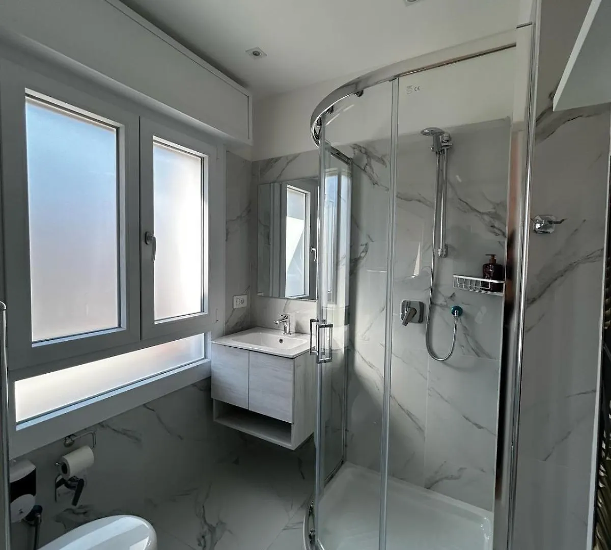 Pensjonat Hotel Little House Leonardo Airport Azzano San Paolo